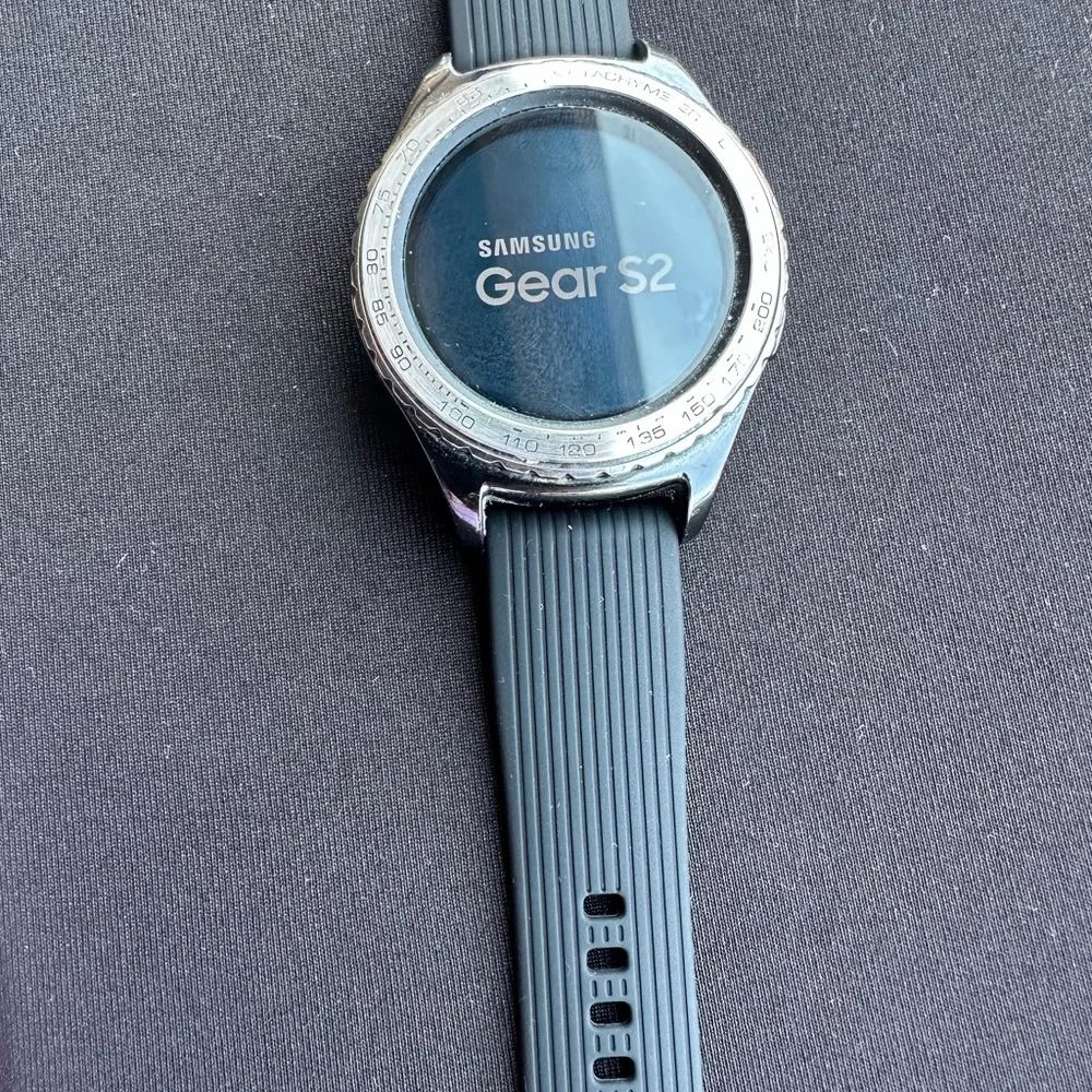 SAMSUNG SMART WATCH GEAR S2 -CLASSIC